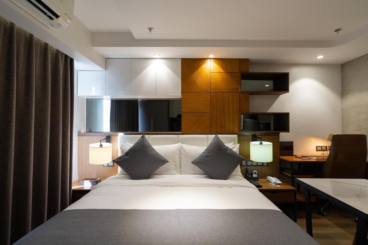 One Euphoria Luxe Hotel Angeles Luaran gambar