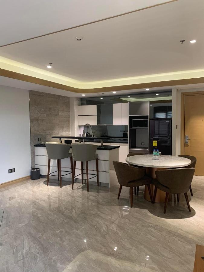 One Euphoria Luxe Hotel Angeles Luaran gambar